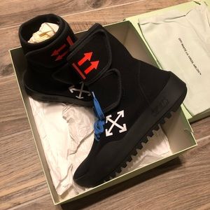 Off-White CST-001 Moto Wrap Sneaker